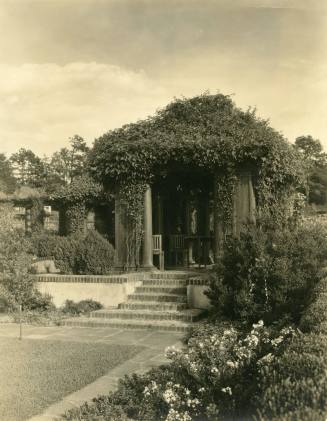 Tea house and pergola in Reynolda Gardens
